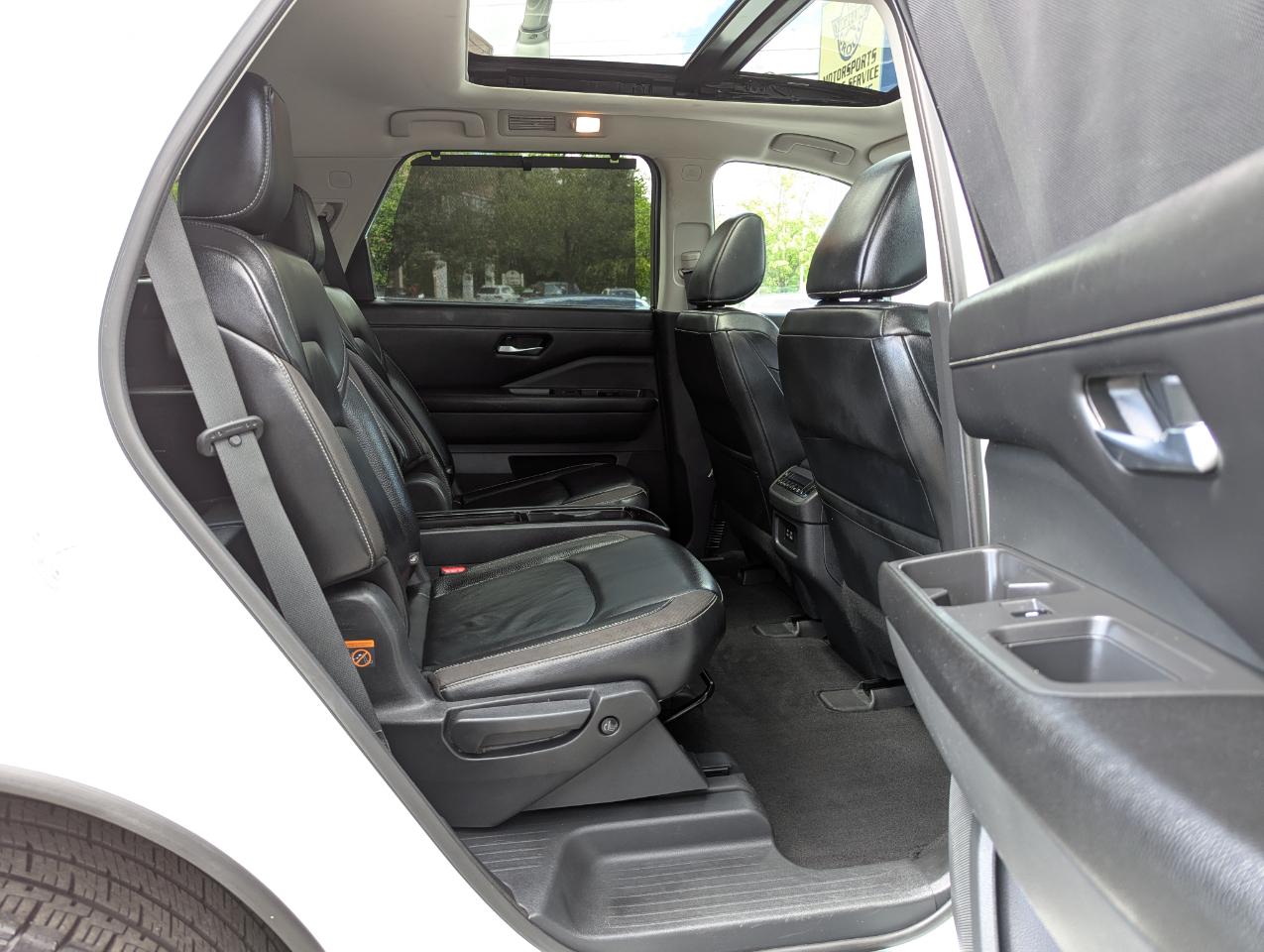 Nissan Pathfinder SL 4WD 2022
