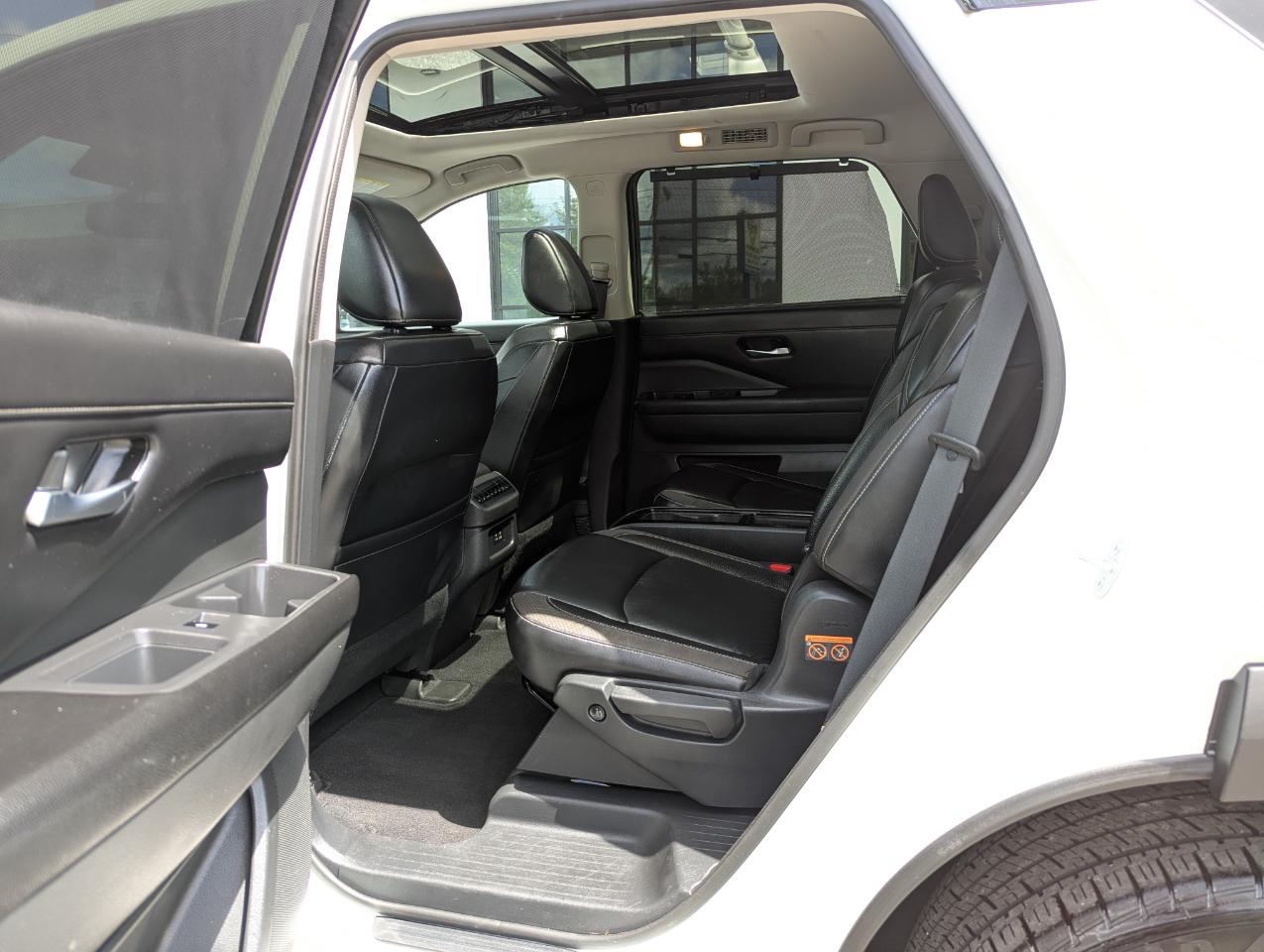 Nissan Pathfinder SL 4WD 2022