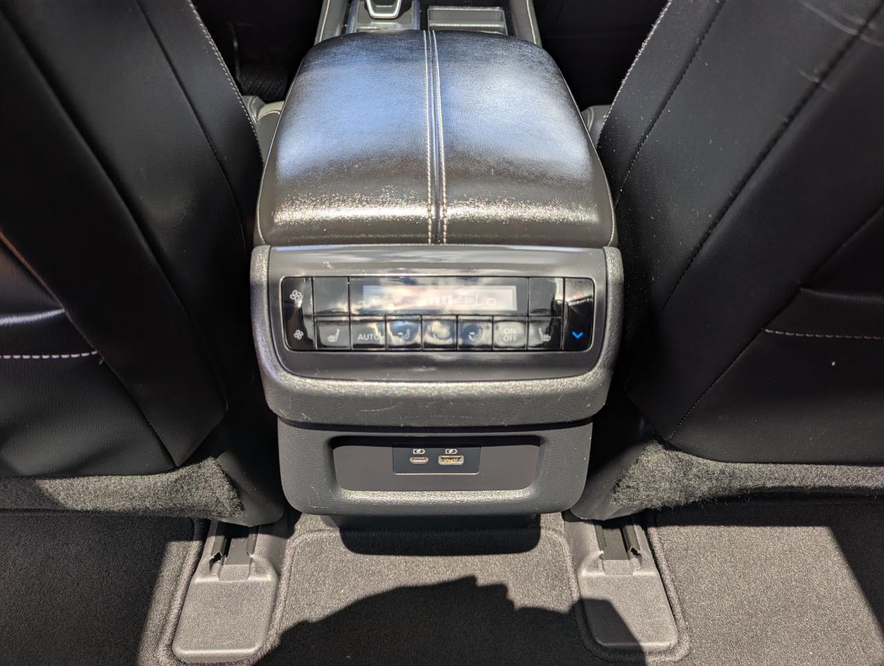 Nissan Pathfinder SL 4WD 2022