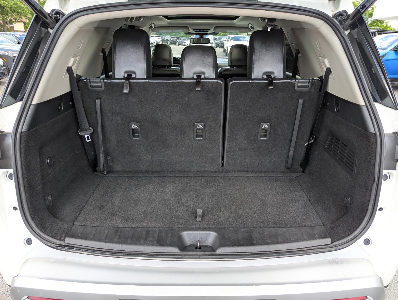 Nissan Pathfinder SL 4WD 2022