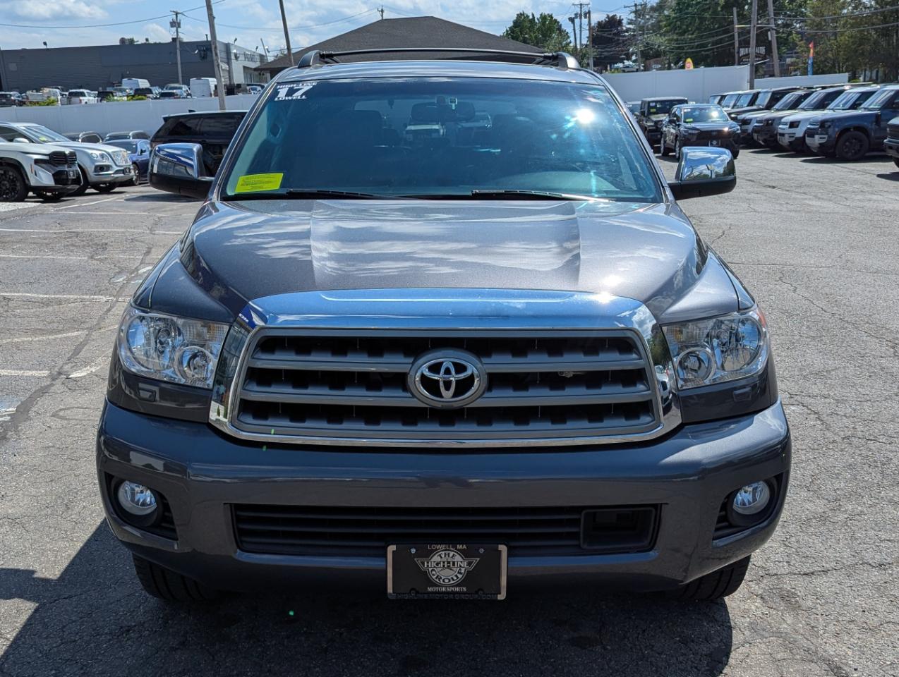 Toyota Sequoia Platinum 4WD (Natl) 2017