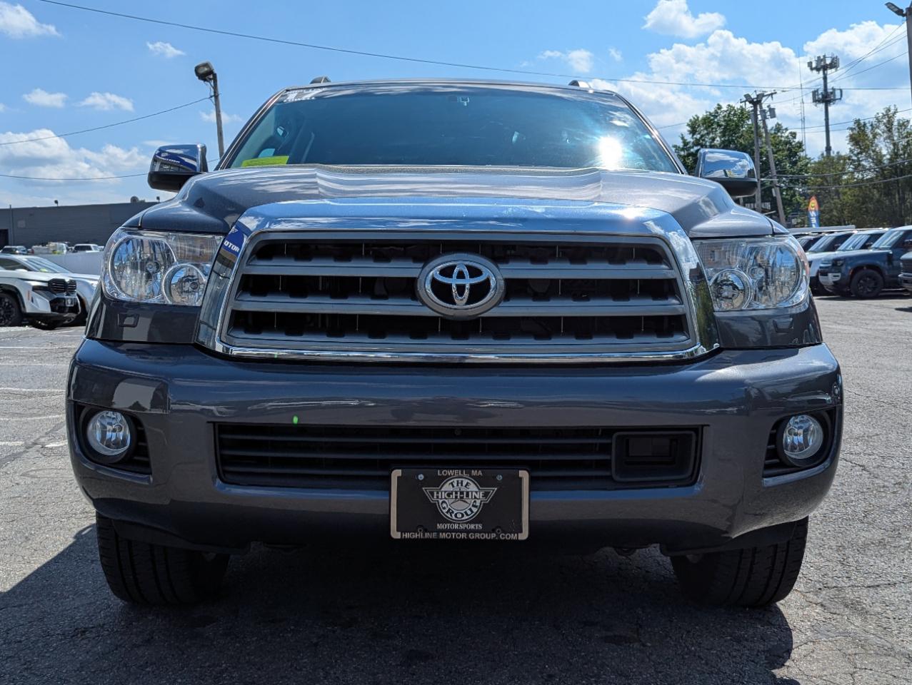 Toyota Sequoia Platinum 4WD (Natl) 2017