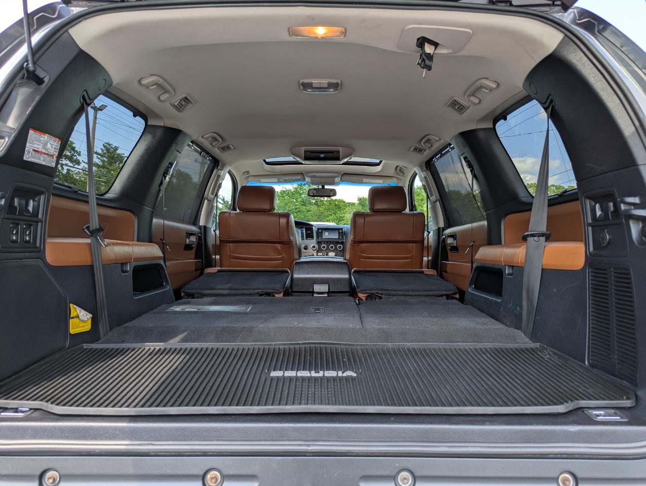 Toyota Sequoia Platinum 4WD (Natl) 2017