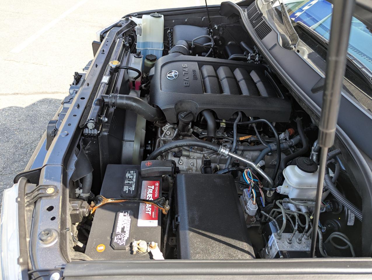 Toyota Sequoia Platinum 4WD (Natl) 2017