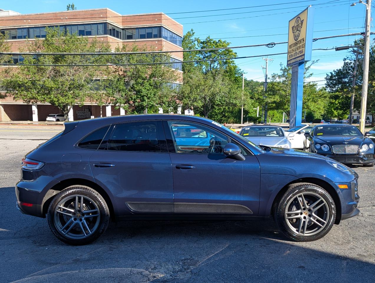 Porsche Macan AWD 2021