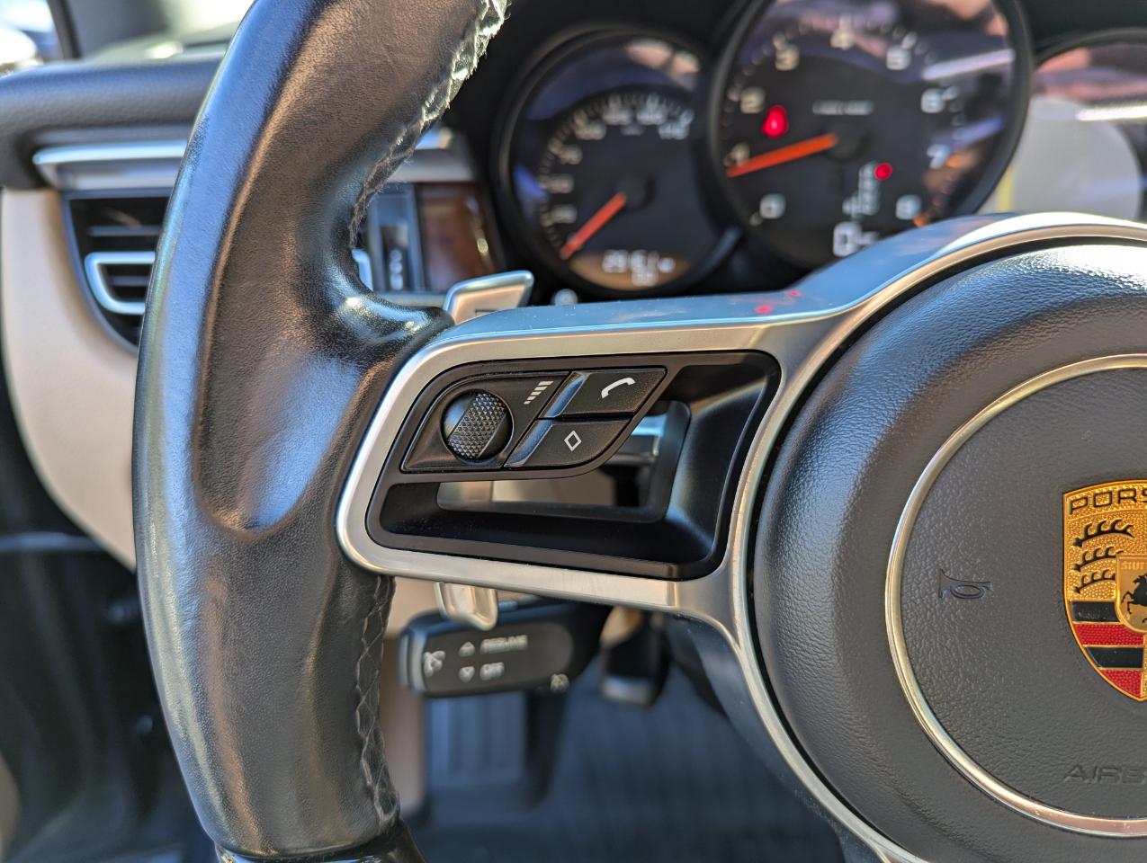 Porsche Macan AWD 2021