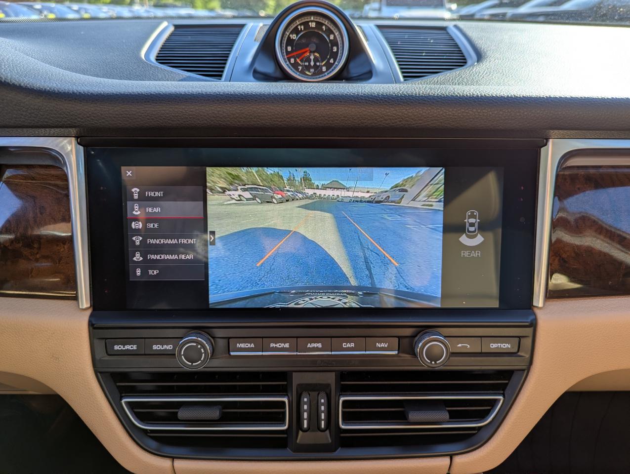 Porsche Macan AWD 2021