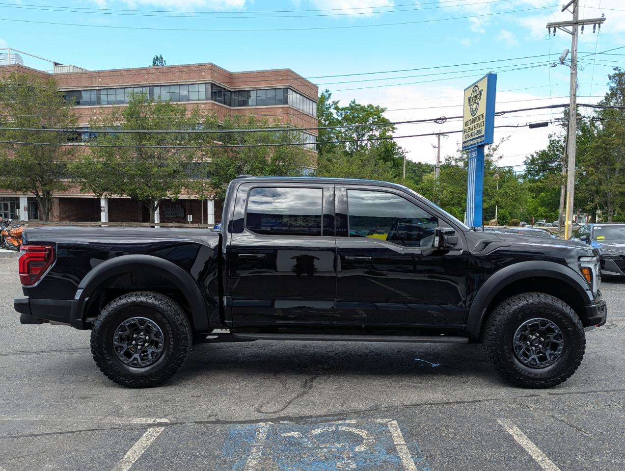 Ford F-150  2025