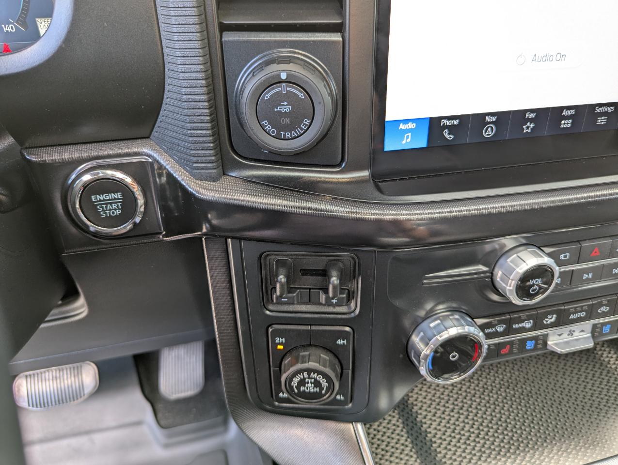 Ford F-150  2025