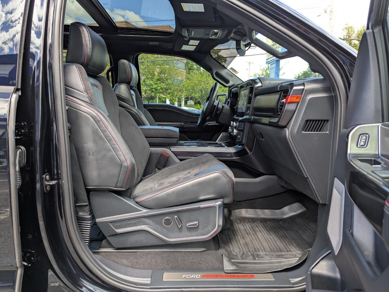 Ford F-150  2025