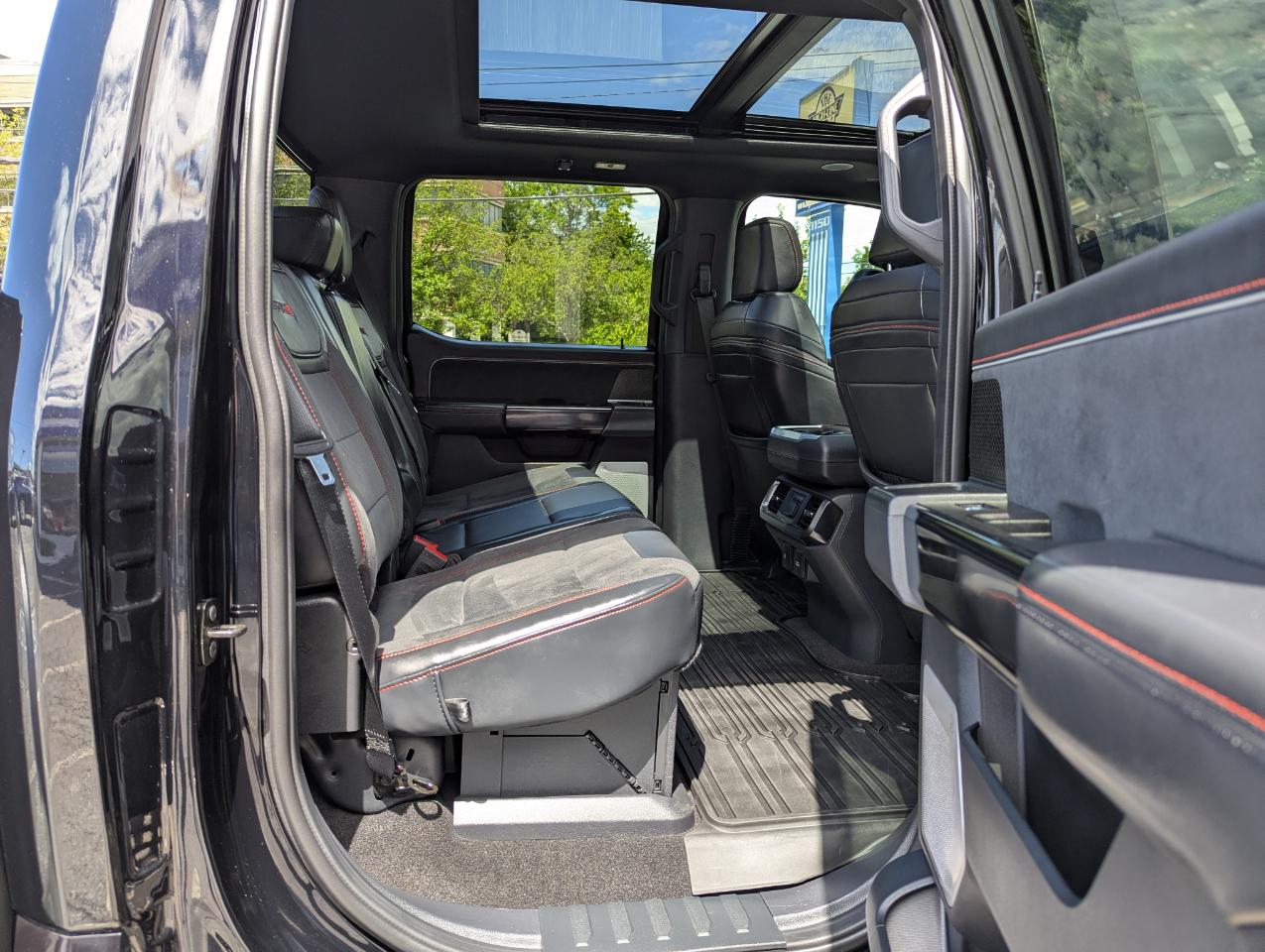 Ford F-150  2025