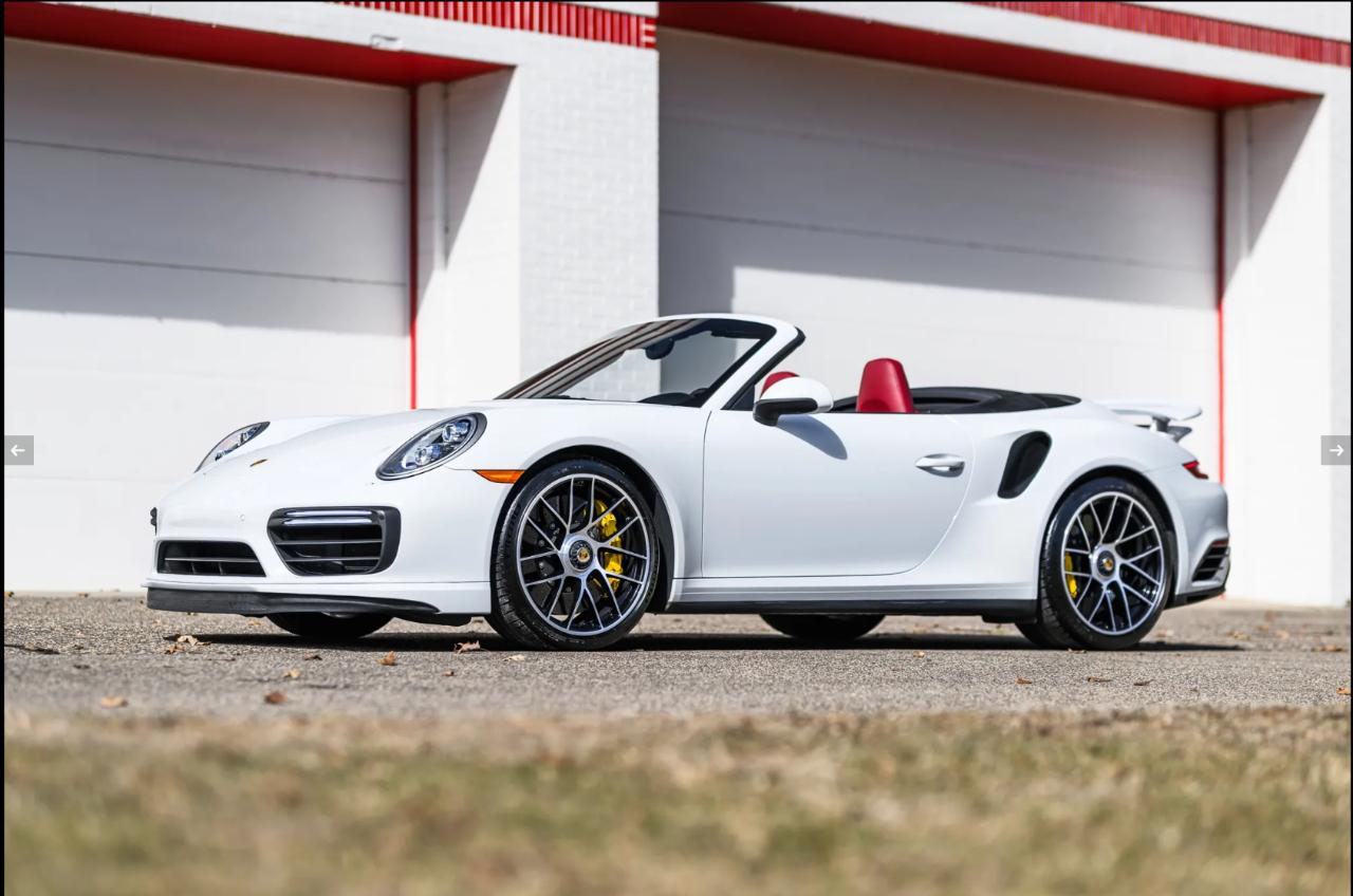 Porsche 911 Turbo S Cabriolet 2017