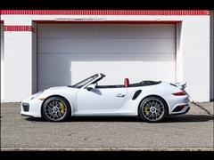 2017 Porsche 911 