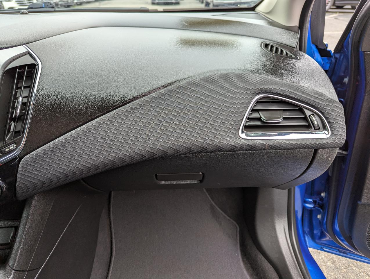 Chevrolet Cruze 4dr HB 1.4L LT w/1SD 2018
