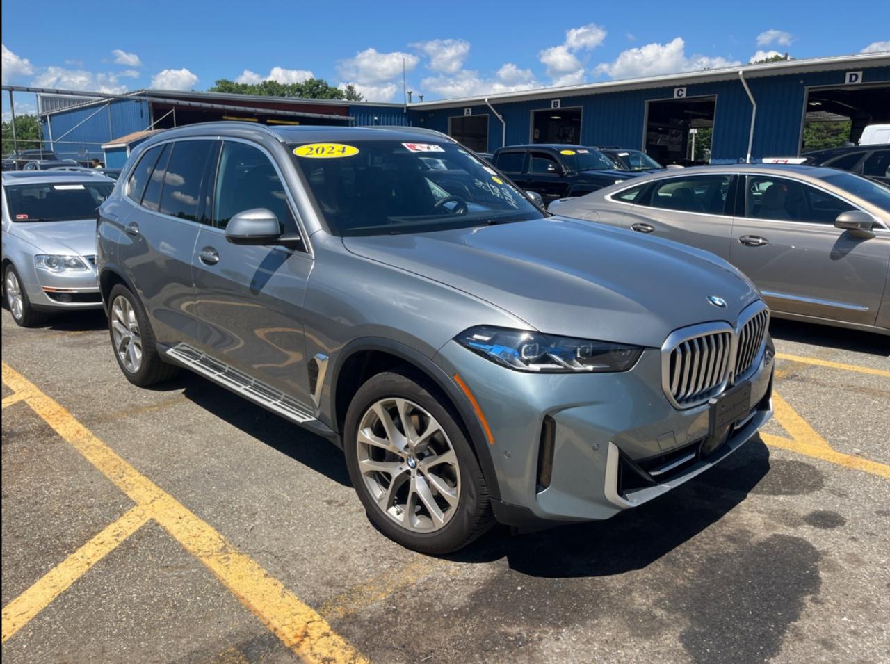 BMW X5 xDrive40i Sports Activity Vehicle 2024