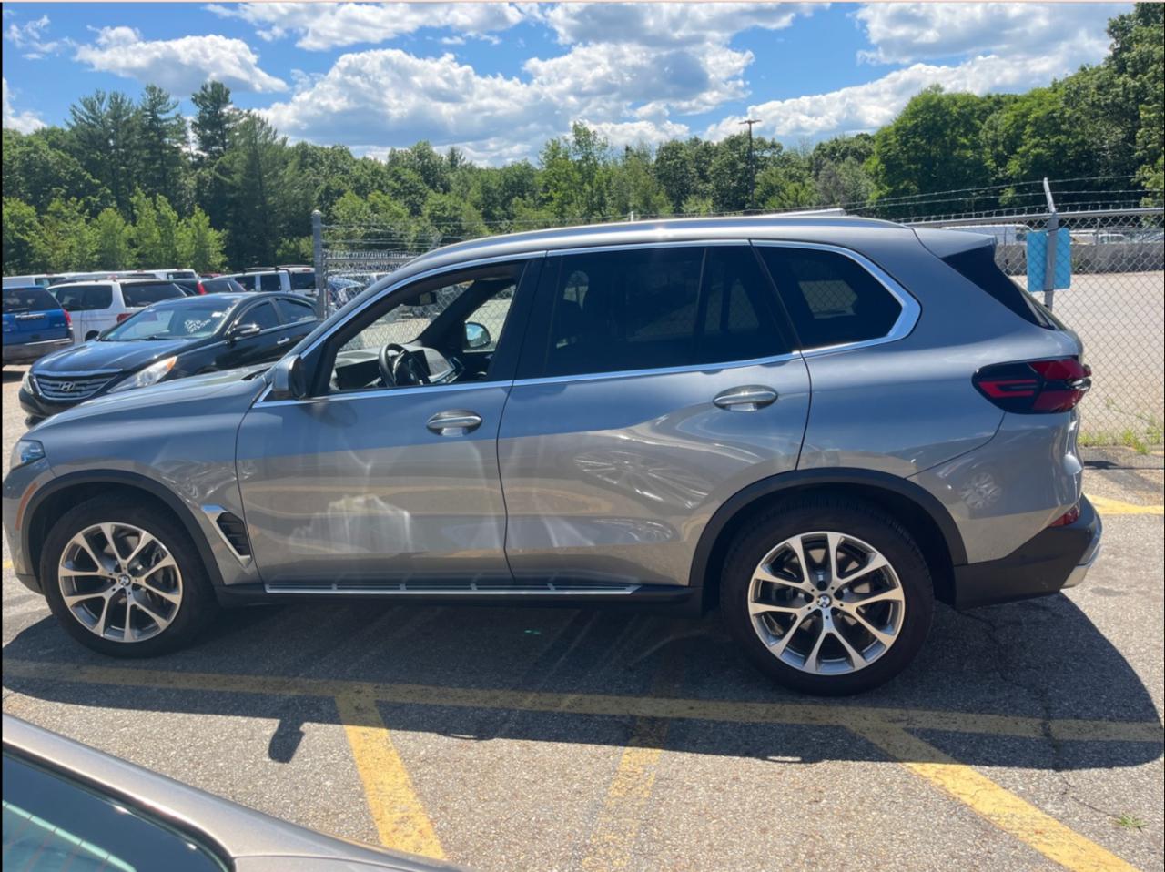 BMW X5 xDrive40i Sports Activity Vehicle 2024