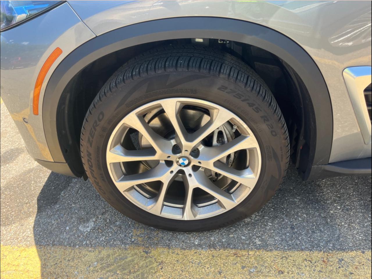 BMW X5 xDrive40i Sports Activity Vehicle 2024