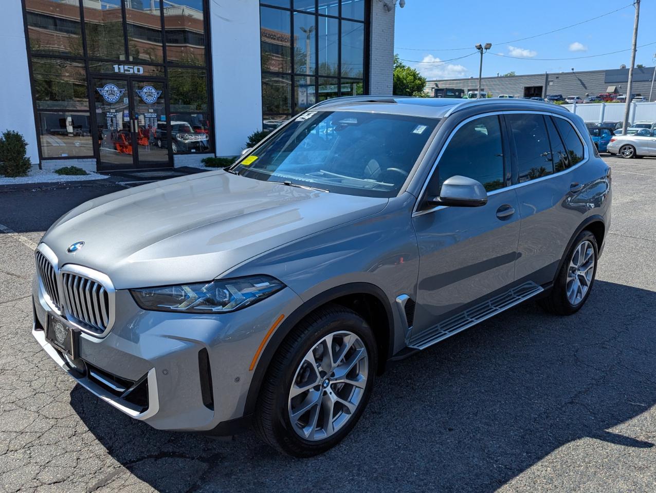 BMW X5 xDrive40i Sports Activity Vehicle 2024