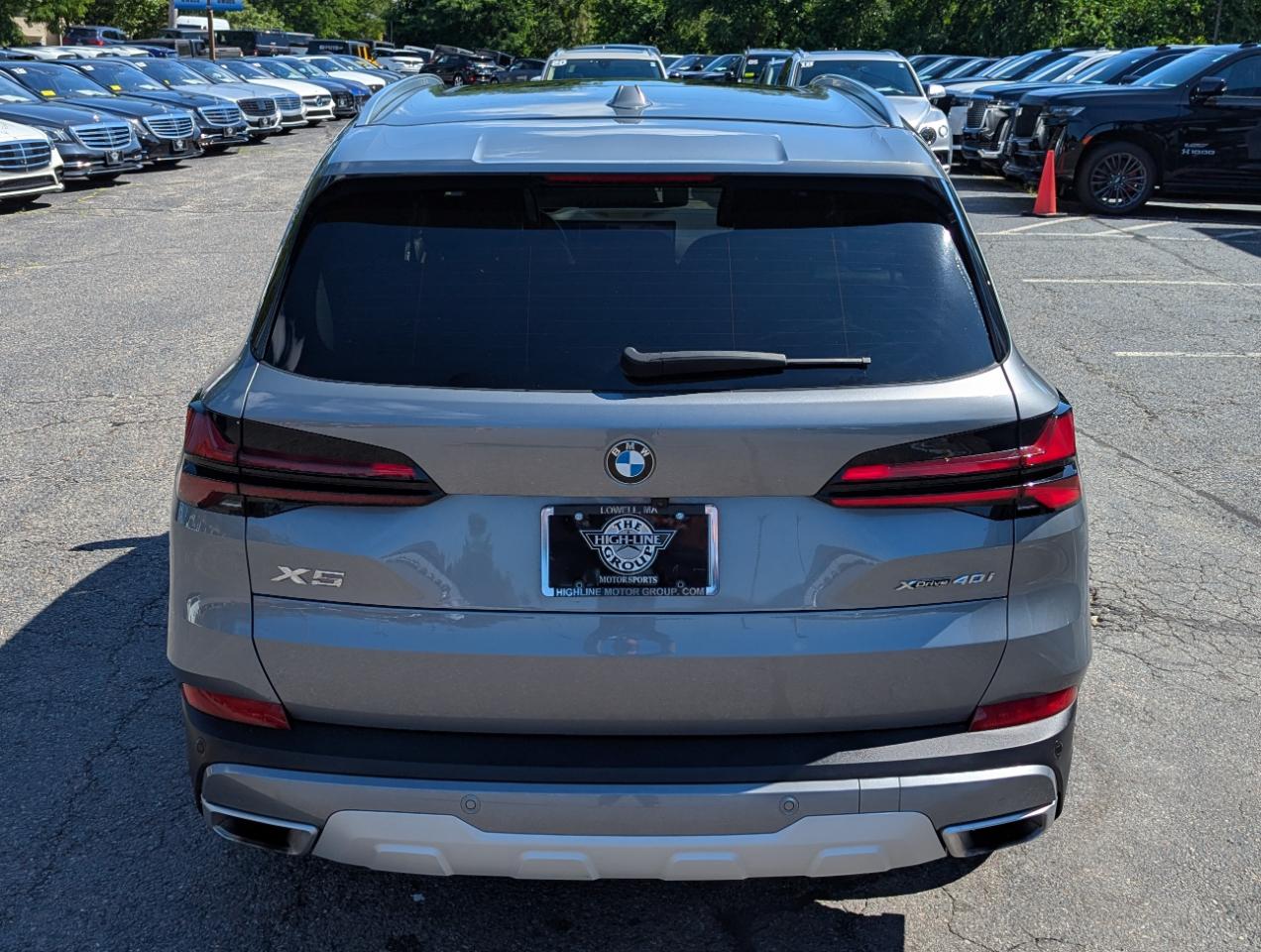 BMW X5 xDrive40i Sports Activity Vehicle 2024