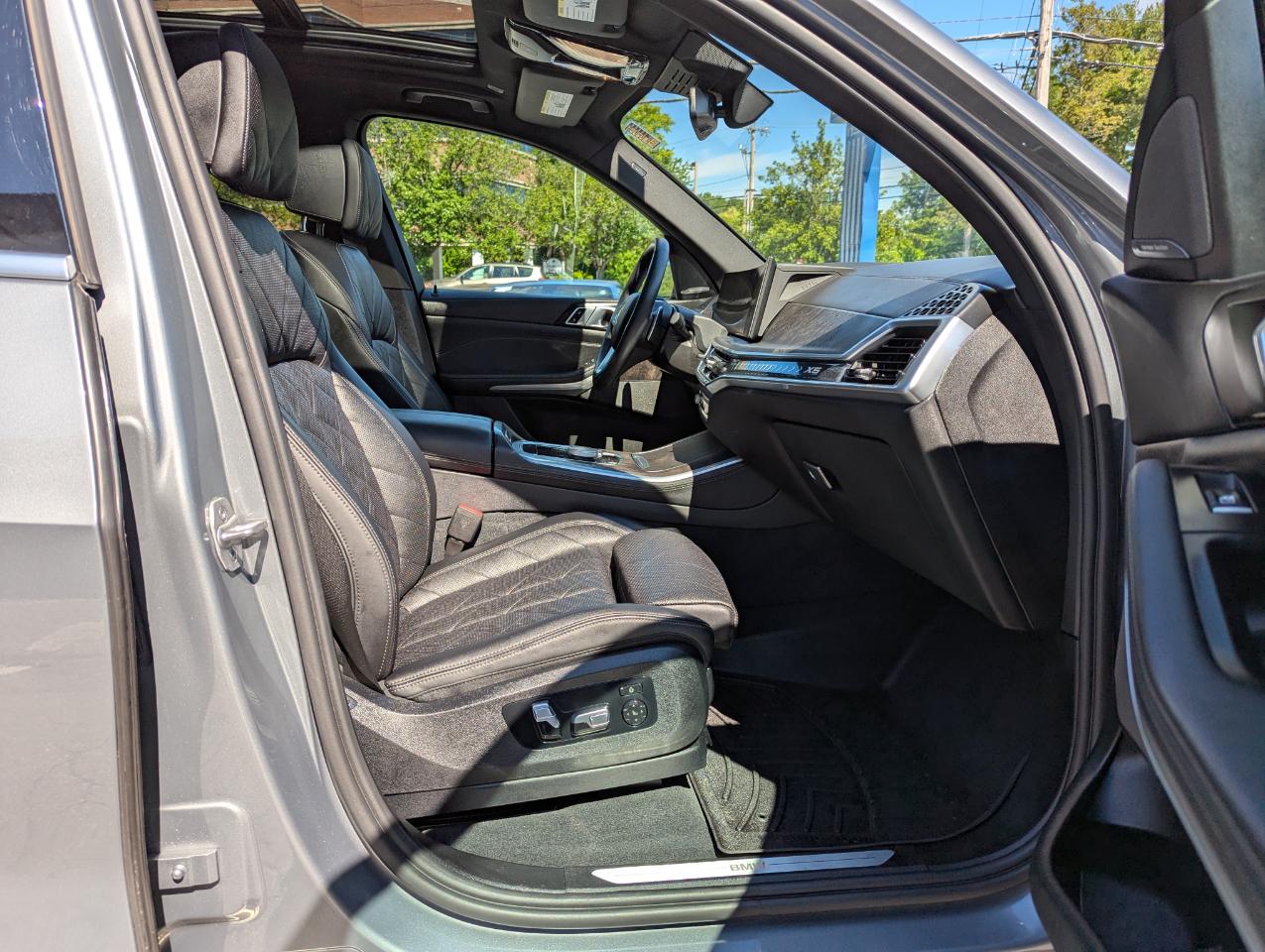 BMW X5 xDrive40i Sports Activity Vehicle 2024