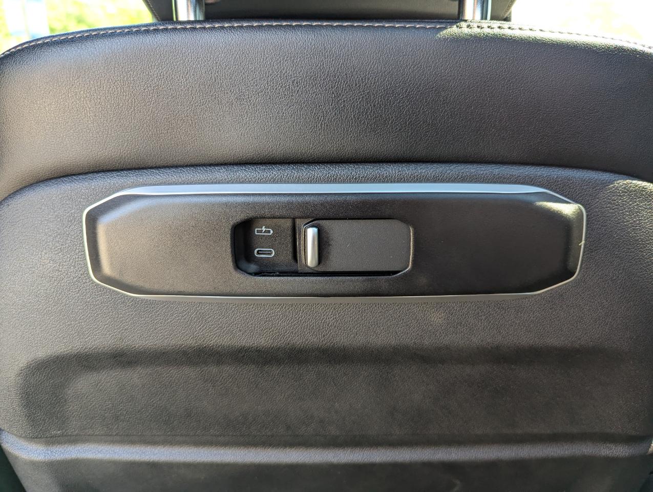 BMW X5 xDrive40i Sports Activity Vehicle 2024