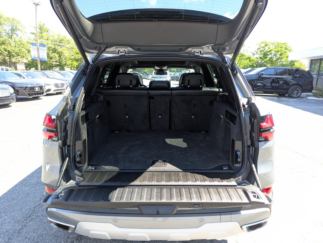 BMW X5 xDrive40i Sports Activity Vehicle 2024