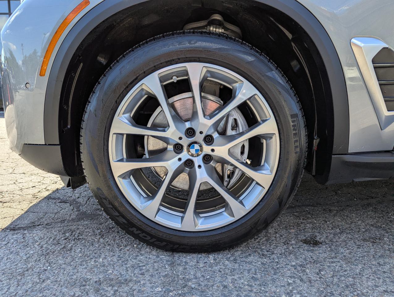 BMW X5 xDrive40i Sports Activity Vehicle 2024