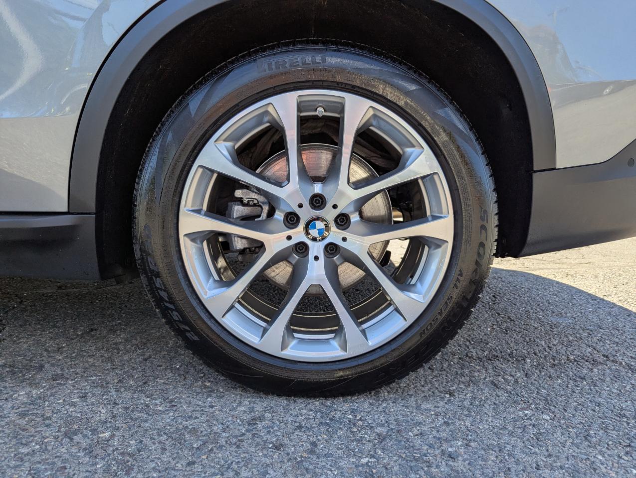 BMW X5 xDrive40i Sports Activity Vehicle 2024