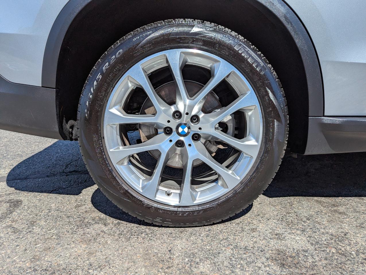 BMW X5 xDrive40i Sports Activity Vehicle 2024