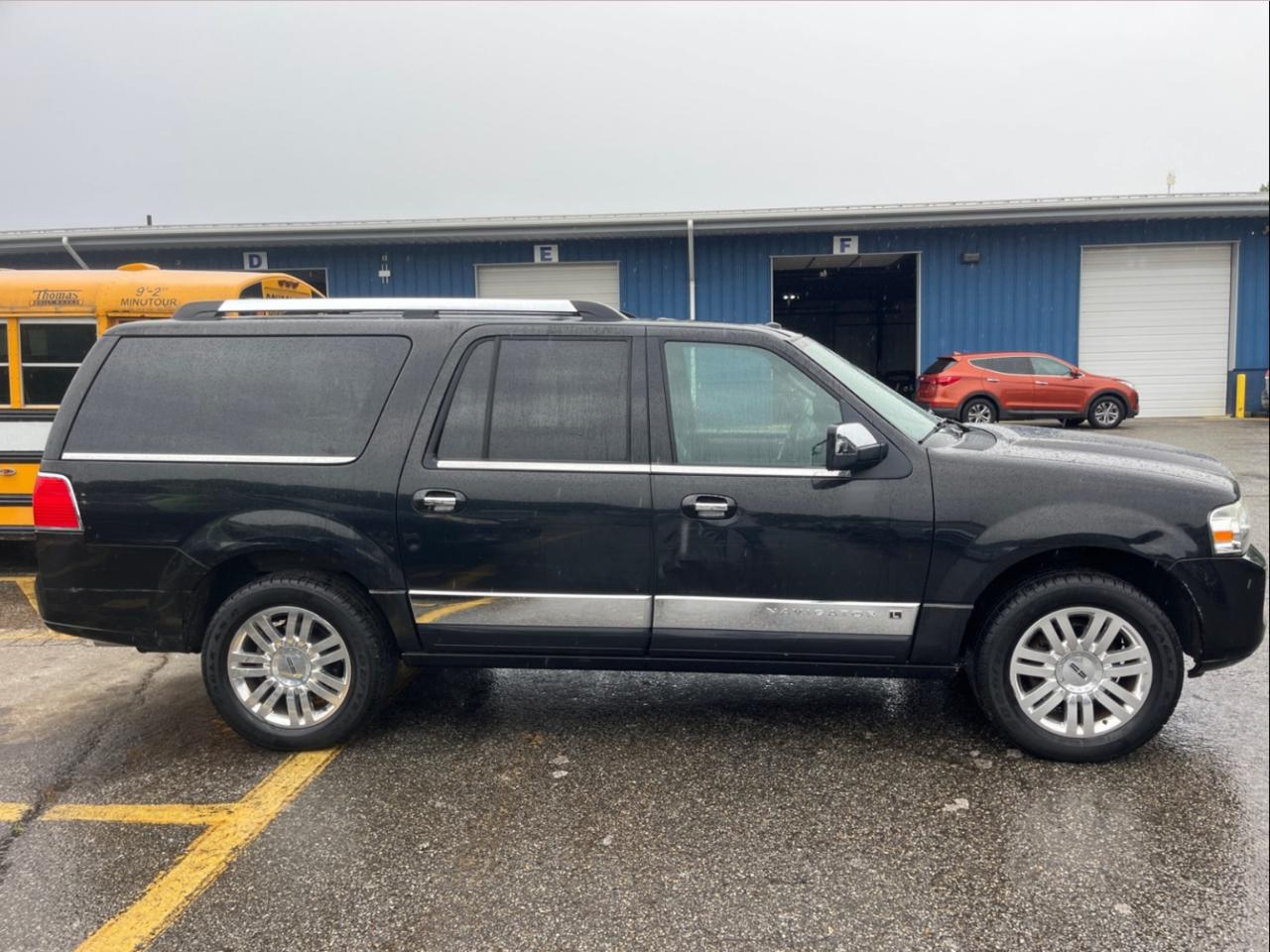 Lincoln Navigator L 4WD 4dr 2013