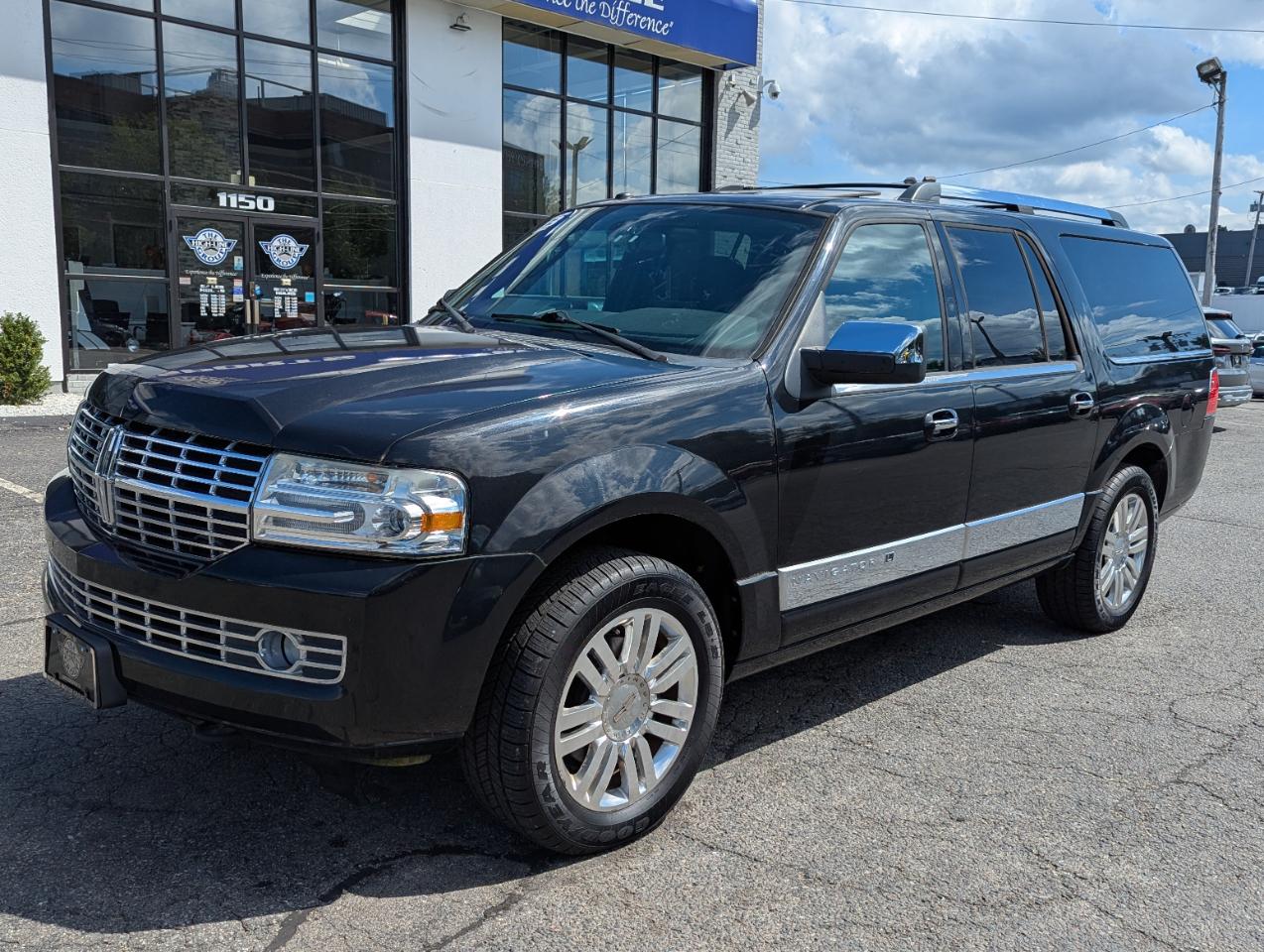 Lincoln Navigator L 4WD 4dr 2013
