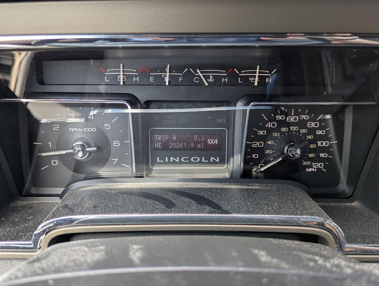 Lincoln Navigator L 4WD 4dr 2013