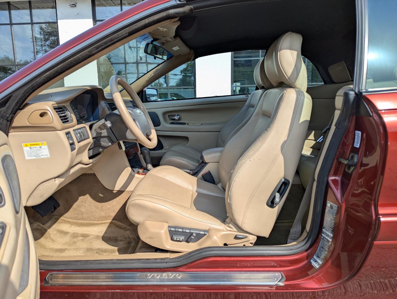 Volvo C70 LT A CV 2dr Conv Auto 2000
