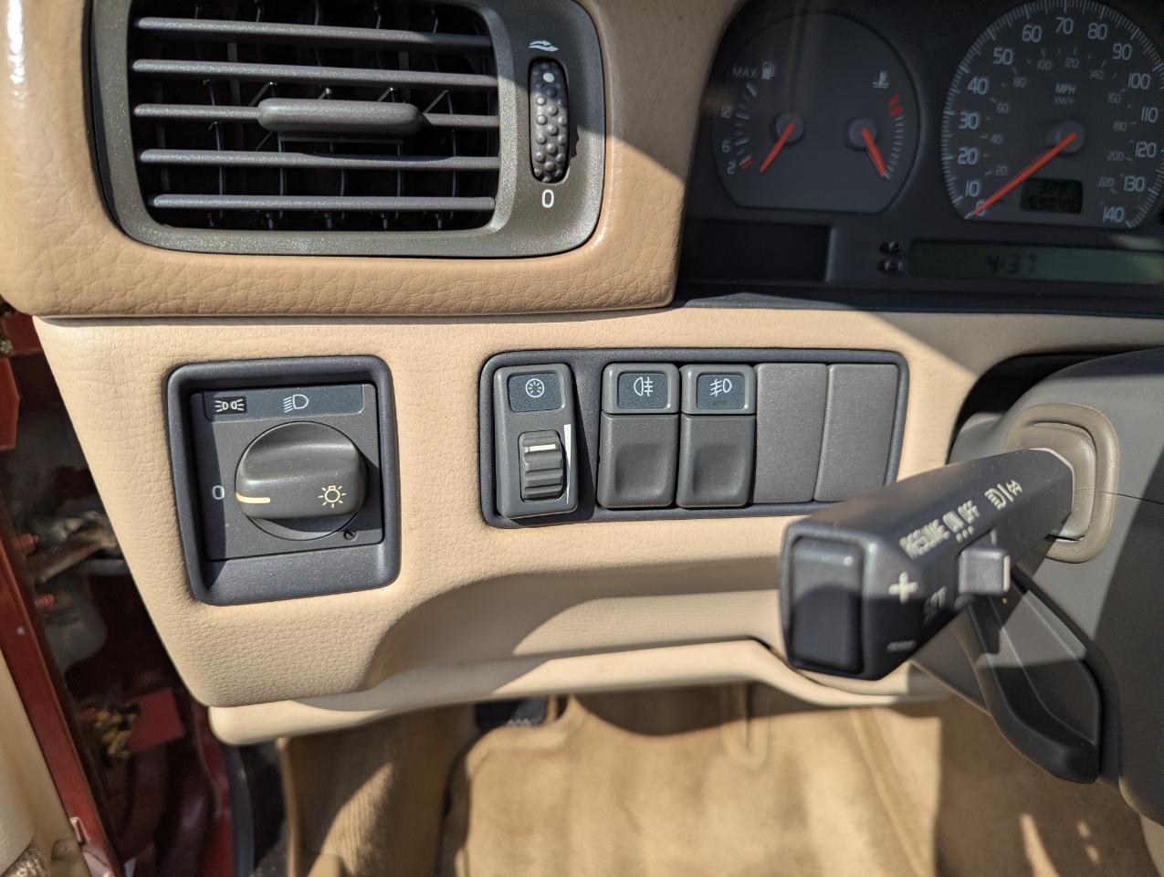 Volvo C70 LT A CV 2dr Conv Auto 2000