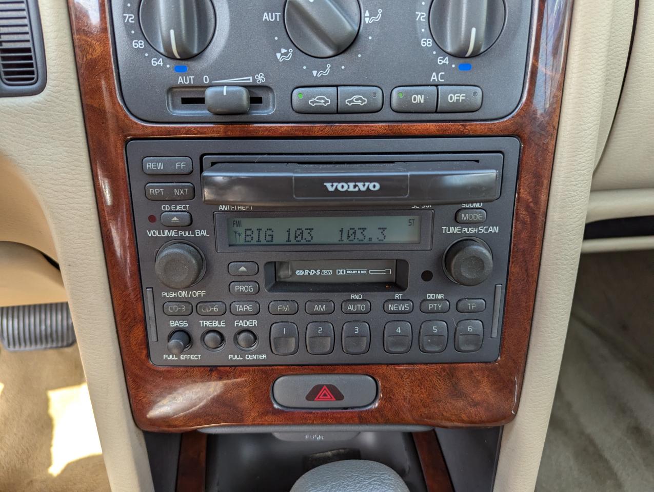 Volvo C70 LT A CV 2dr Conv Auto 2000