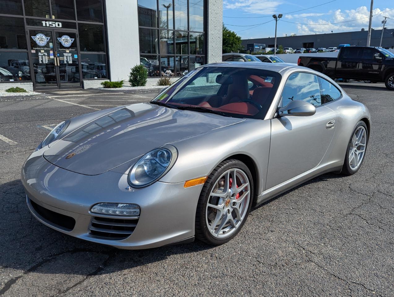 Porsche 911 Carrera 4S 2D Coupe 2011