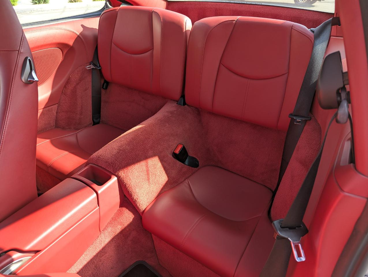 Porsche 911 Carrera 4S 2D Coupe 2011