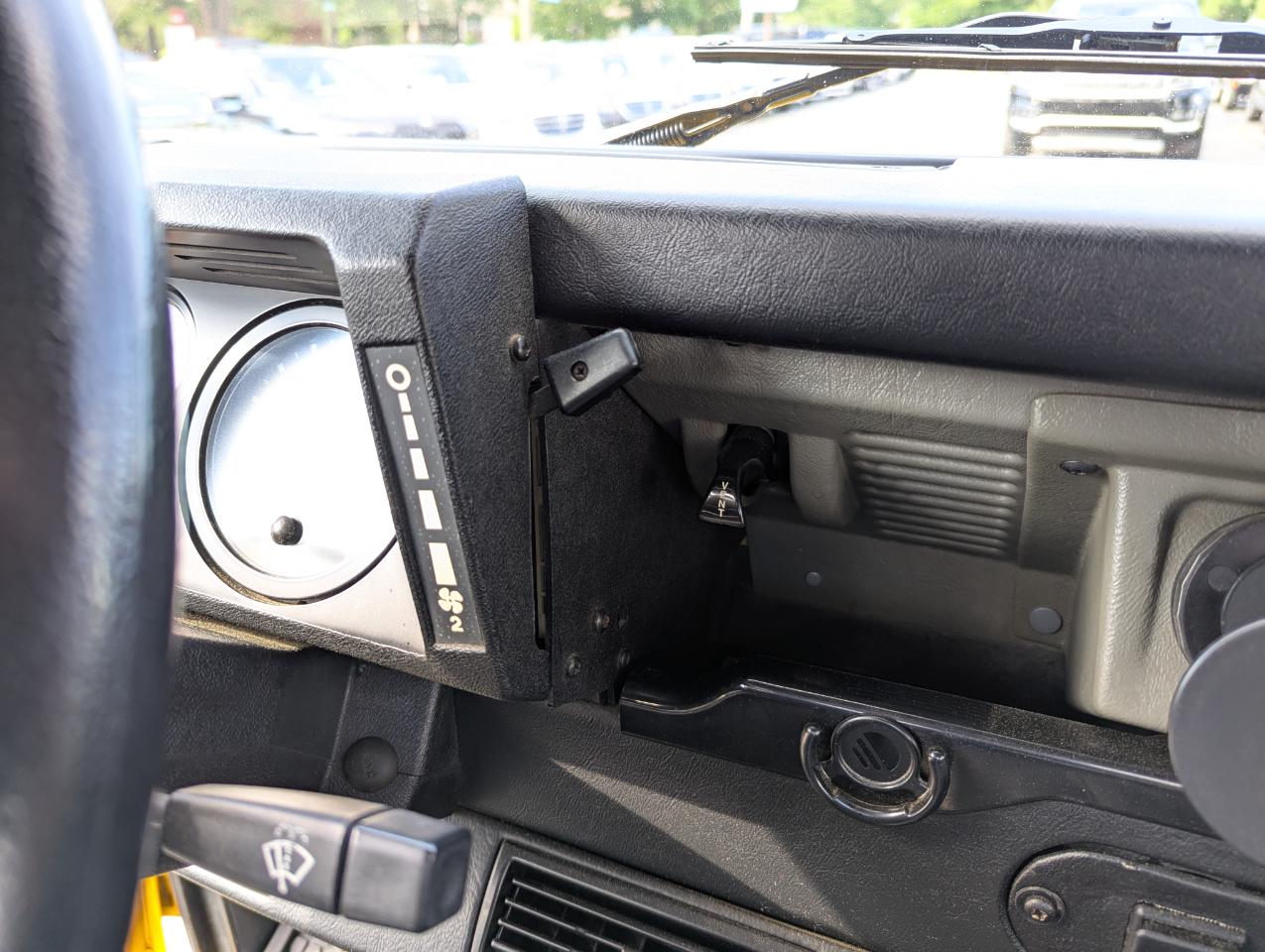 Land Rover Defender 90 2dr Convertible Soft-Top 1997