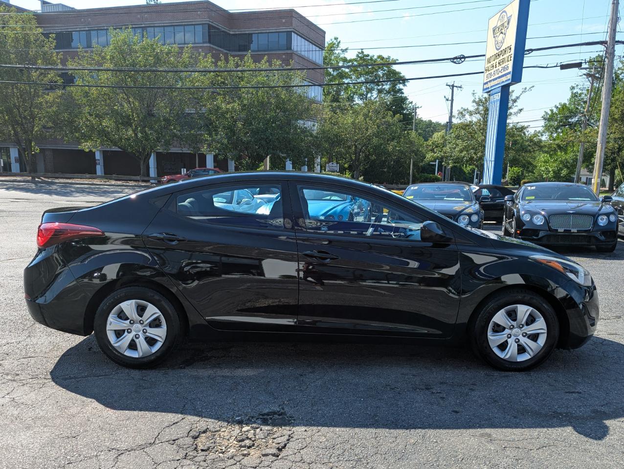 Hyundai Elantra 4dr Sdn Auto SE 2016