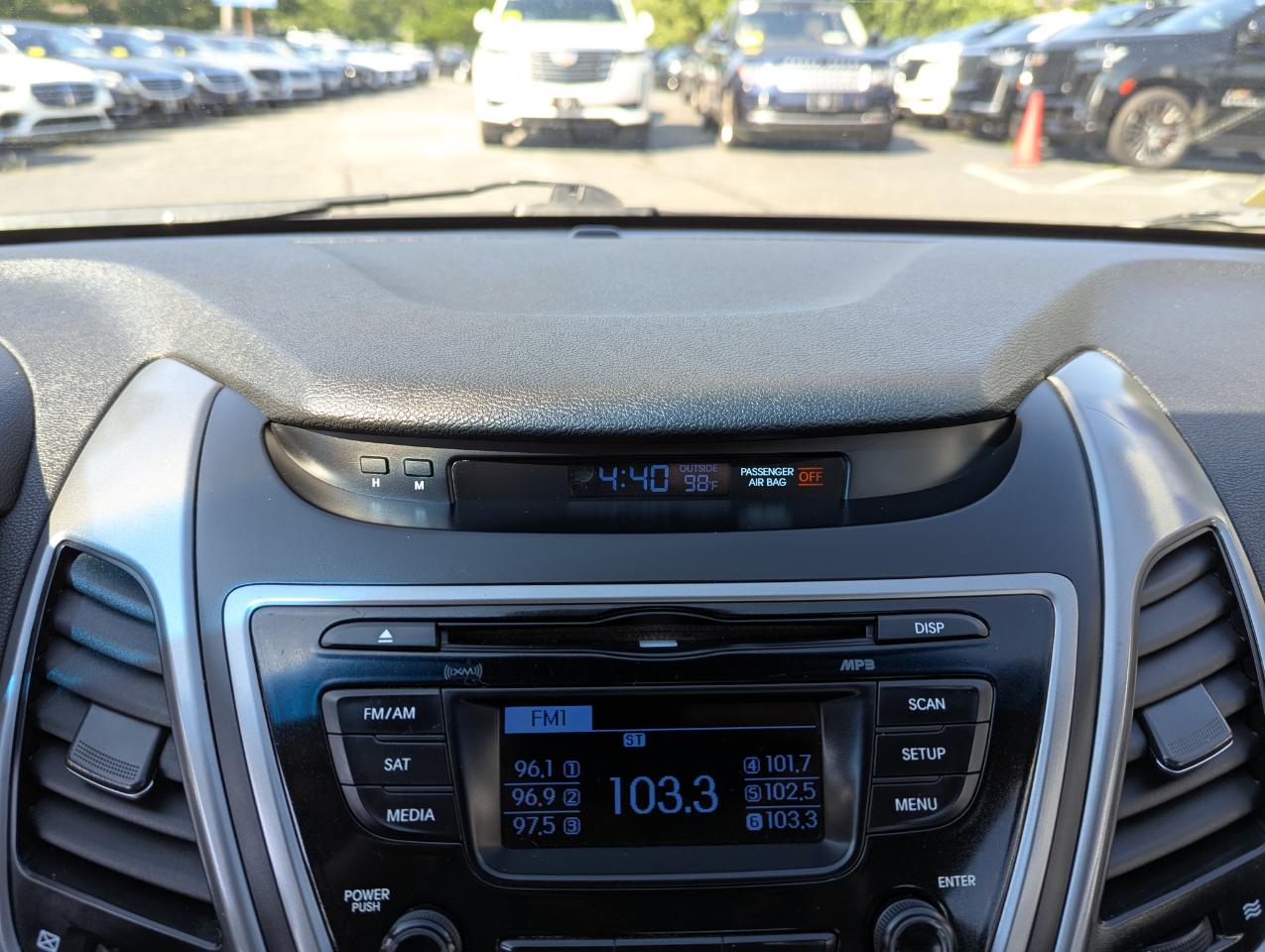 Hyundai Elantra 4dr Sdn Auto SE 2016