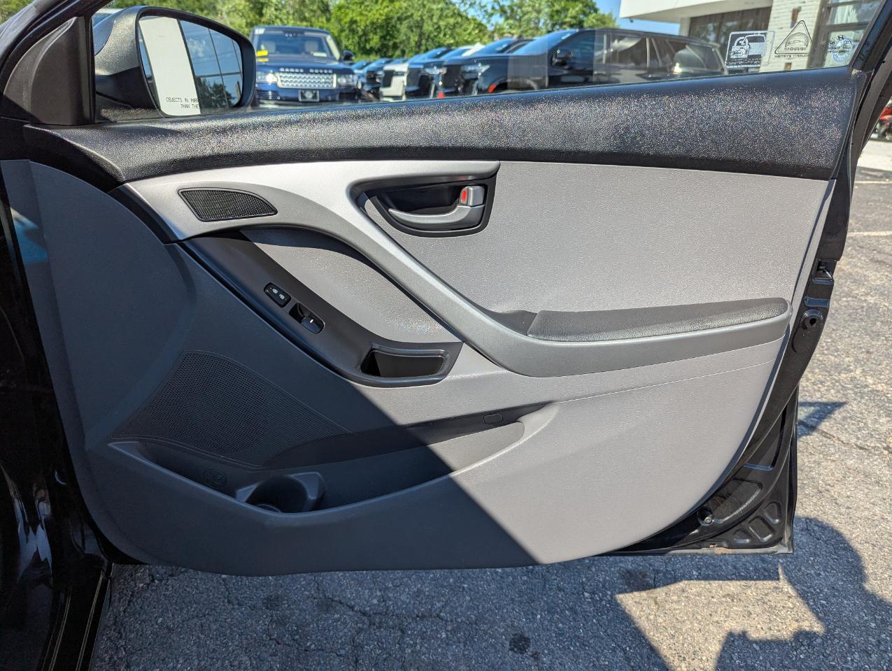 Hyundai Elantra 4dr Sdn Auto SE 2016