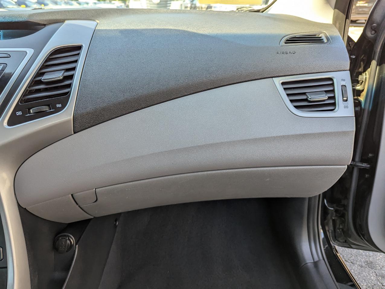 Hyundai Elantra 4dr Sdn Auto SE 2016
