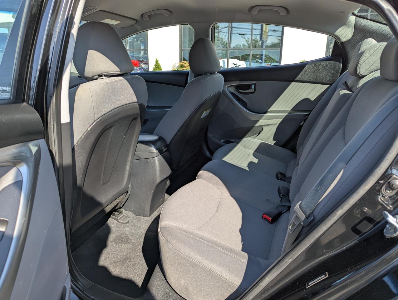 Hyundai Elantra 4dr Sdn Auto SE 2016