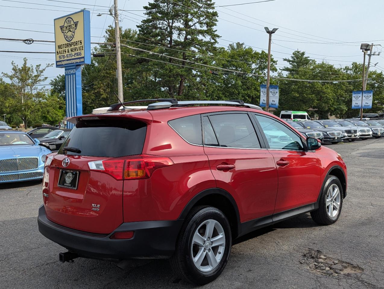 Toyota RAV4 AWD 4dr XLE (Natl) 2014