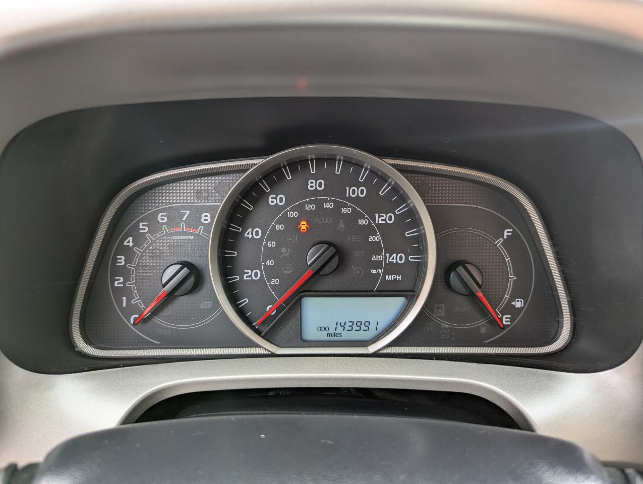 Toyota RAV4 AWD 4dr XLE (Natl) 2014