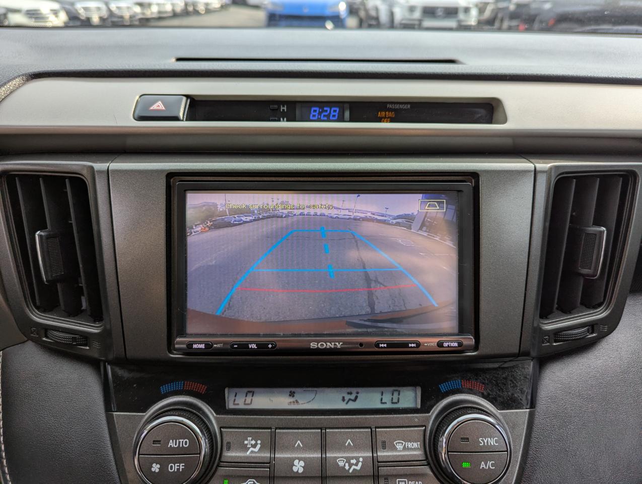 Toyota RAV4 AWD 4dr XLE (Natl) 2014