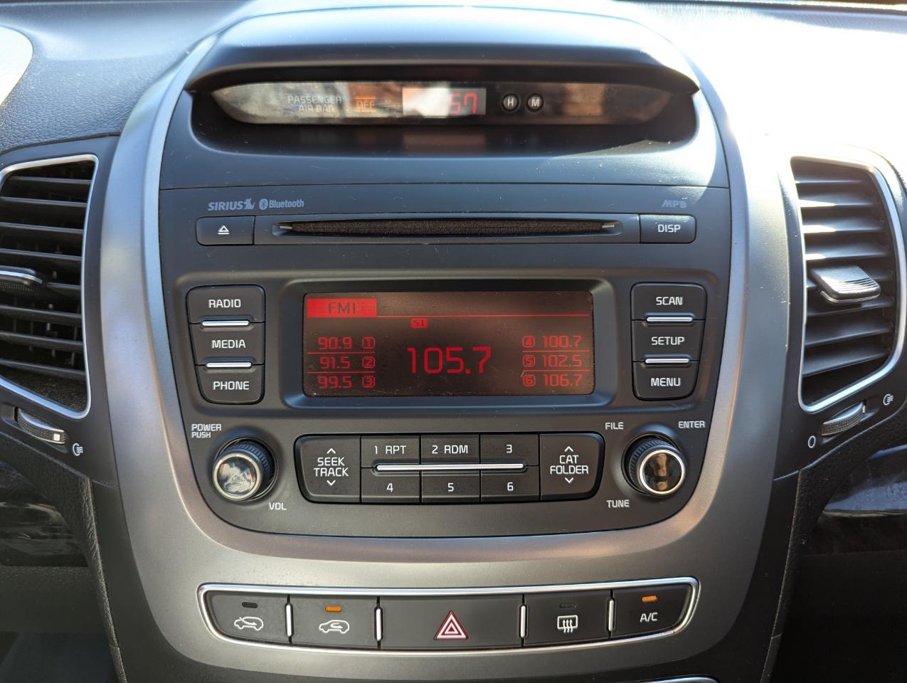 Kia Sorento 2WD 4dr I4 LX 2015