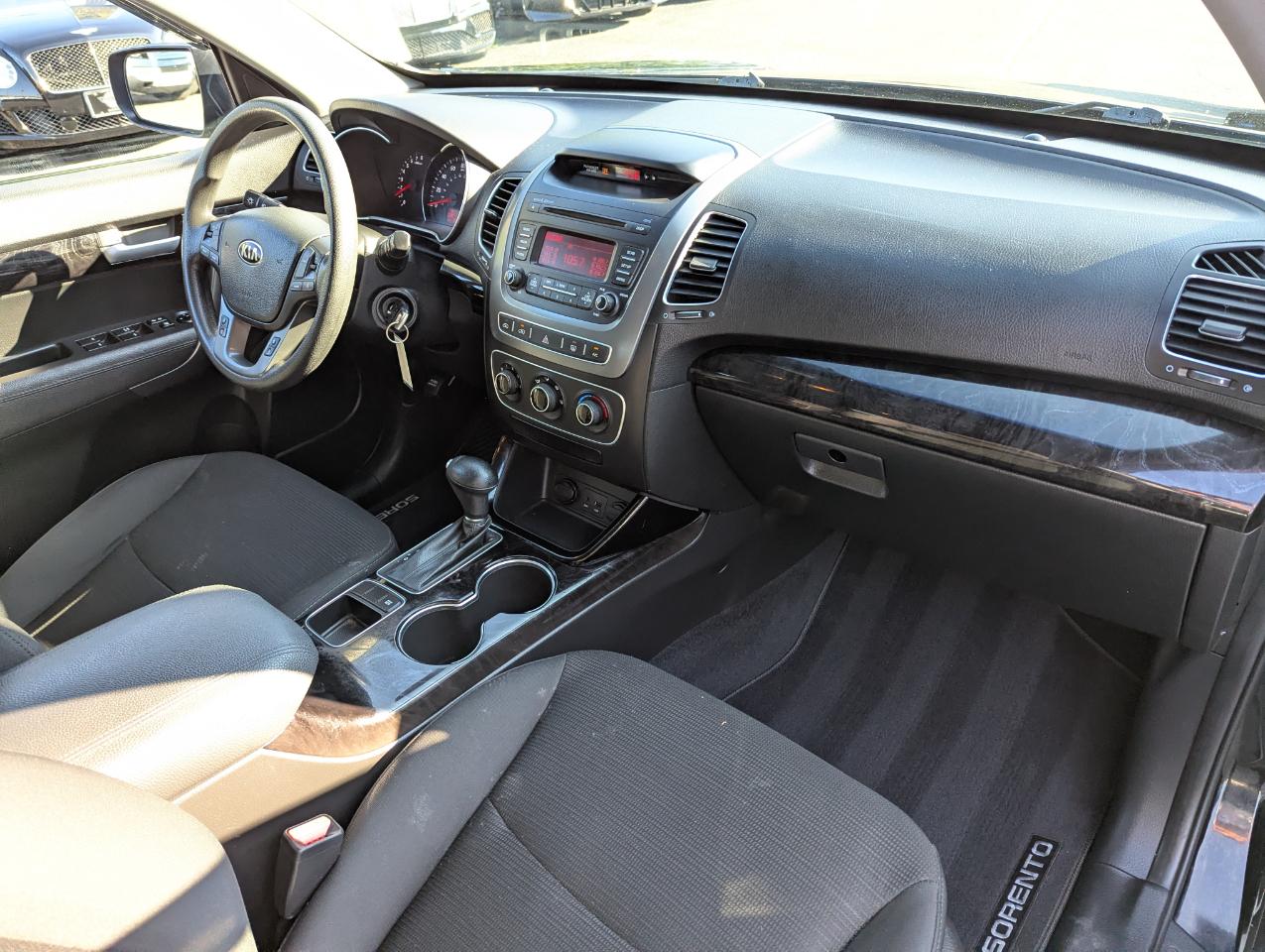 Kia Sorento 2WD 4dr I4 LX 2015
