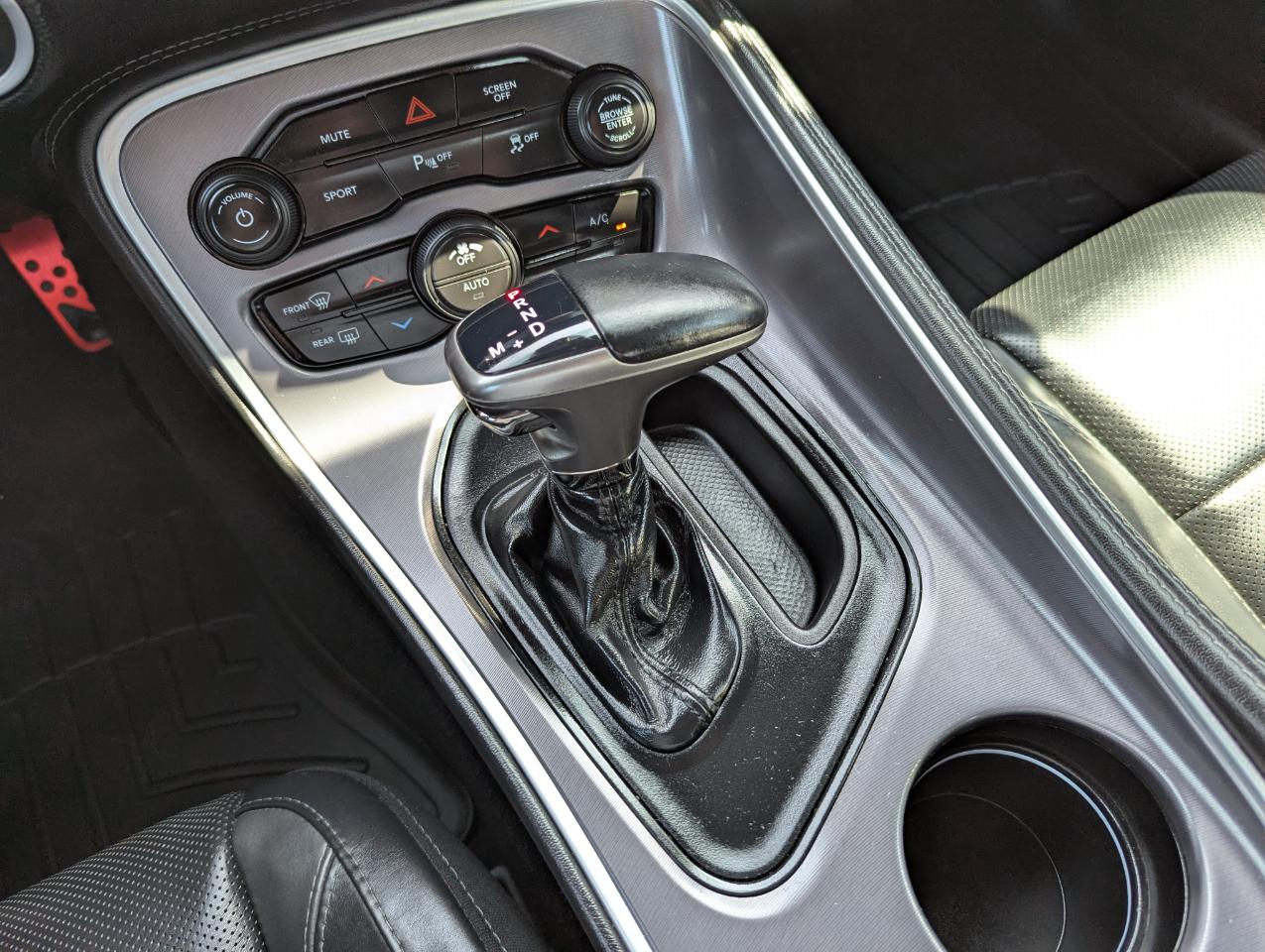 Dodge Challenger SXT AWD 2019