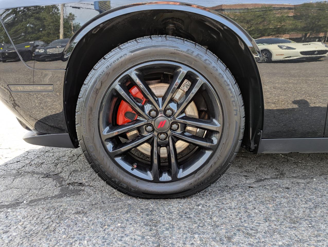 Dodge Challenger SXT AWD 2019